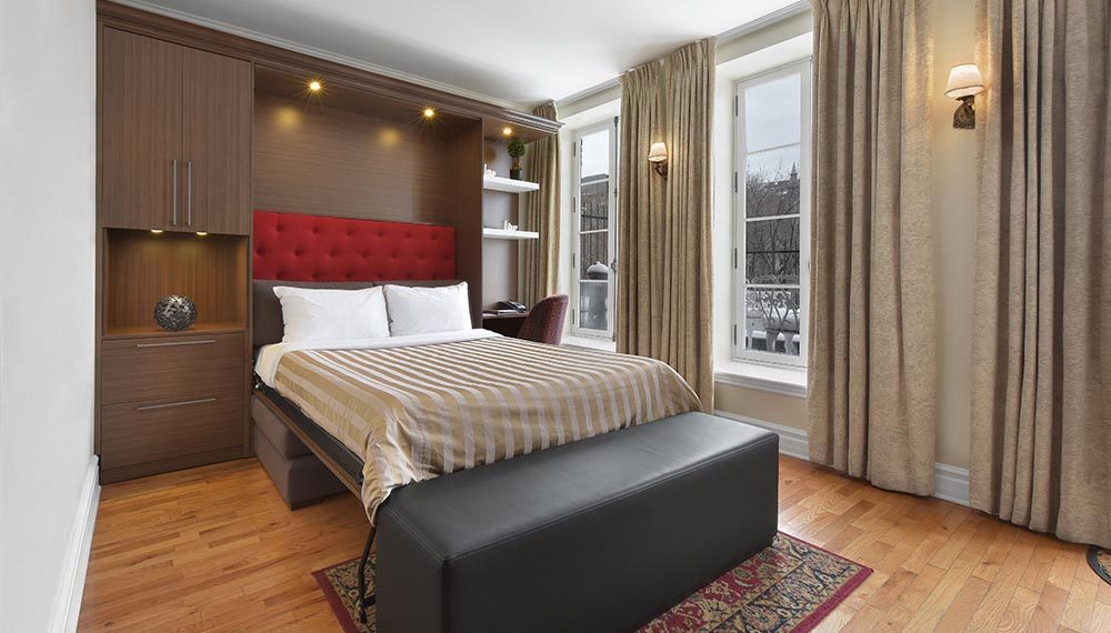 hotel-bonaparte-room-vieux-montreal-_0024_Suite